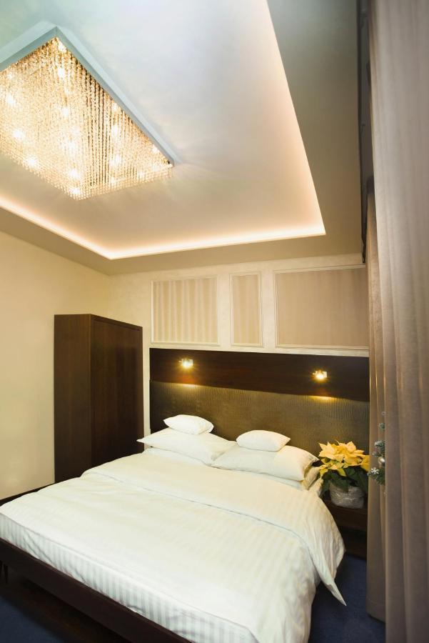 Hotel Inter Bielany Wrocławskie Eksteriør bilde